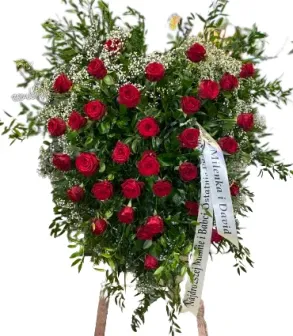 Serce pożegnalne z róż